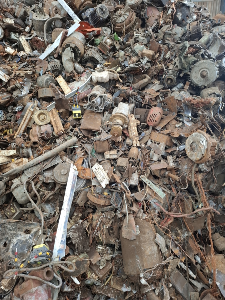 Recyclage de câbles et de moteurs électriques