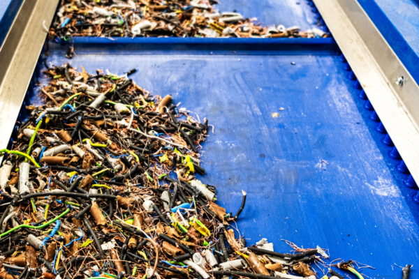 Output_cables_first_shredding (5)