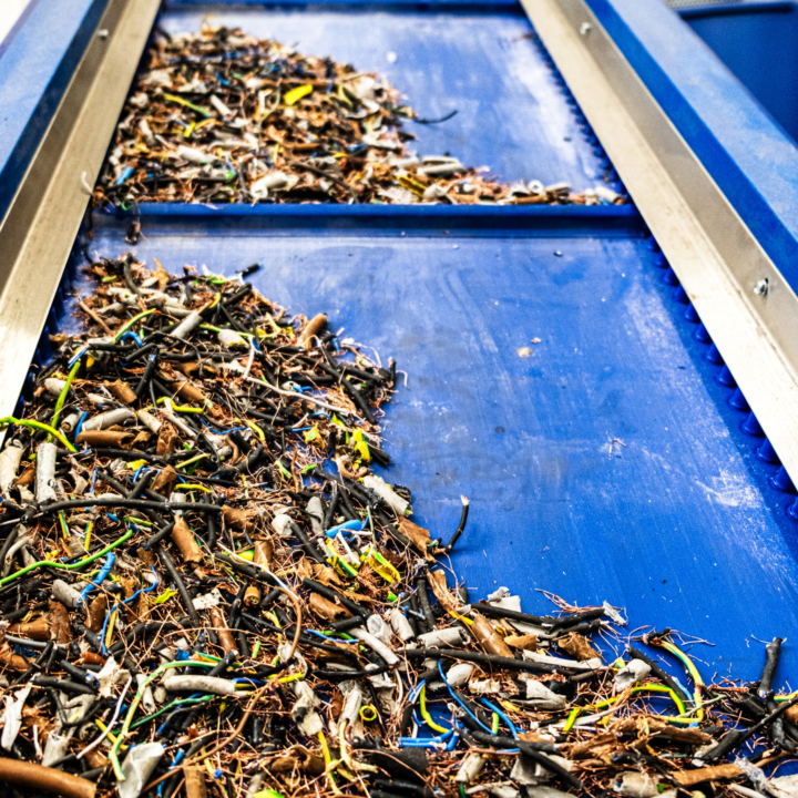 Output_cables_first_shredding (5)